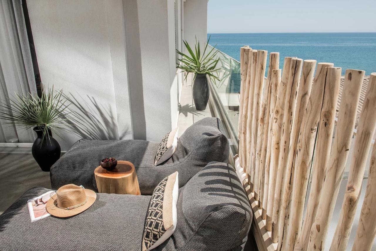 Khroma Luxury Suite 2 Beach Front Apartment Херсониссос Экстерьер фото