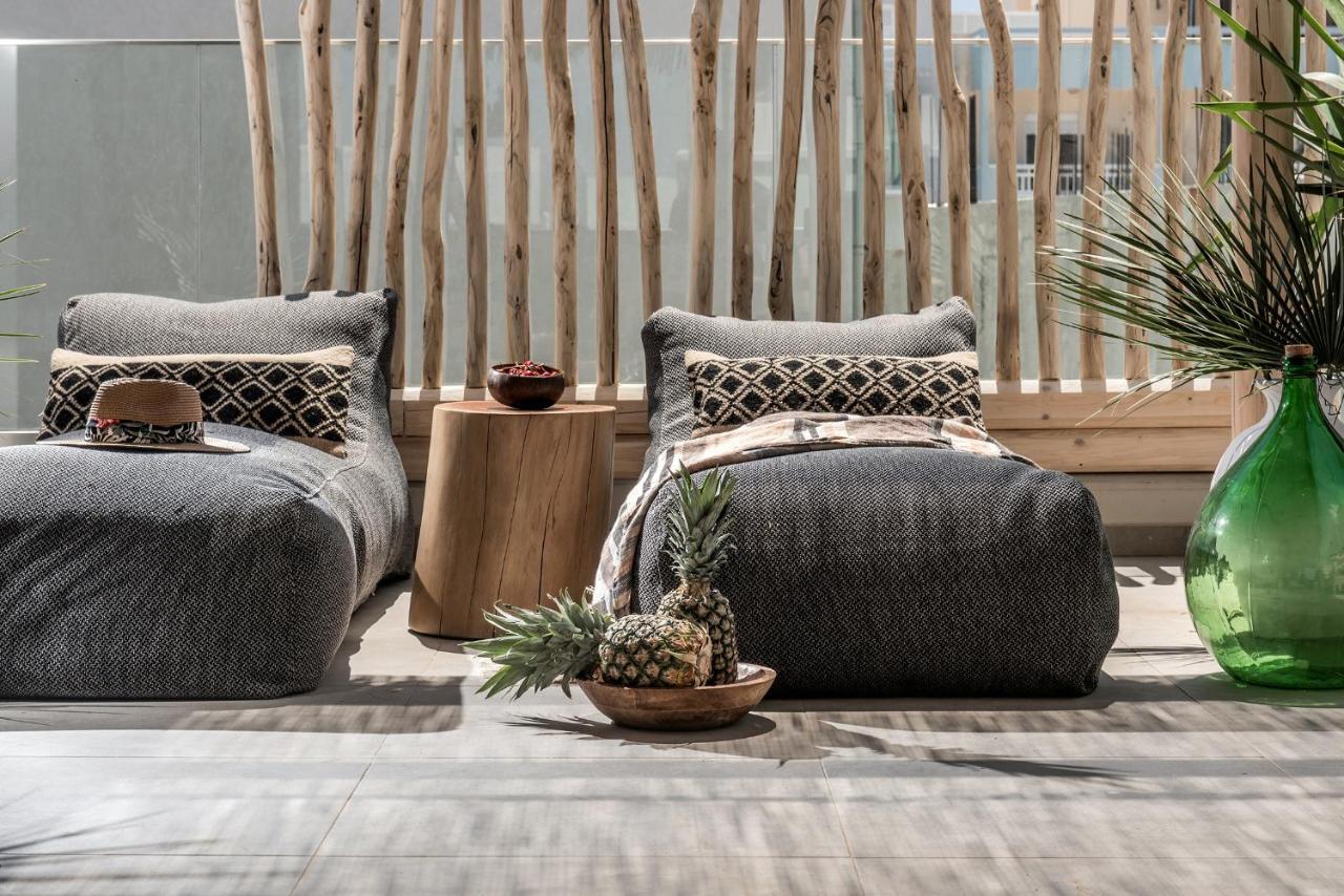 Khroma Luxury Suite 2 Beach Front Apartment Херсониссос Экстерьер фото
