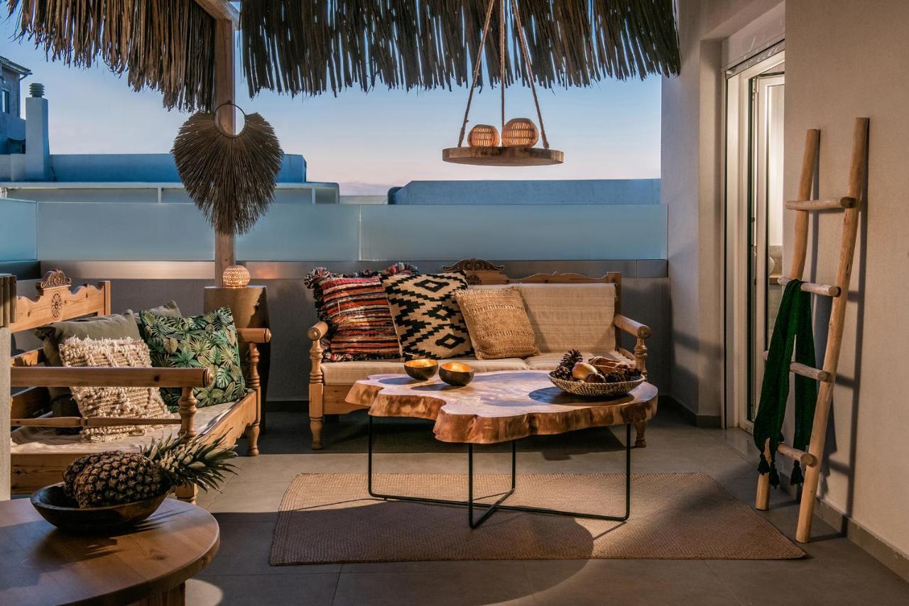 Khroma Luxury Suite 2 Beach Front Apartment Херсониссос Экстерьер фото