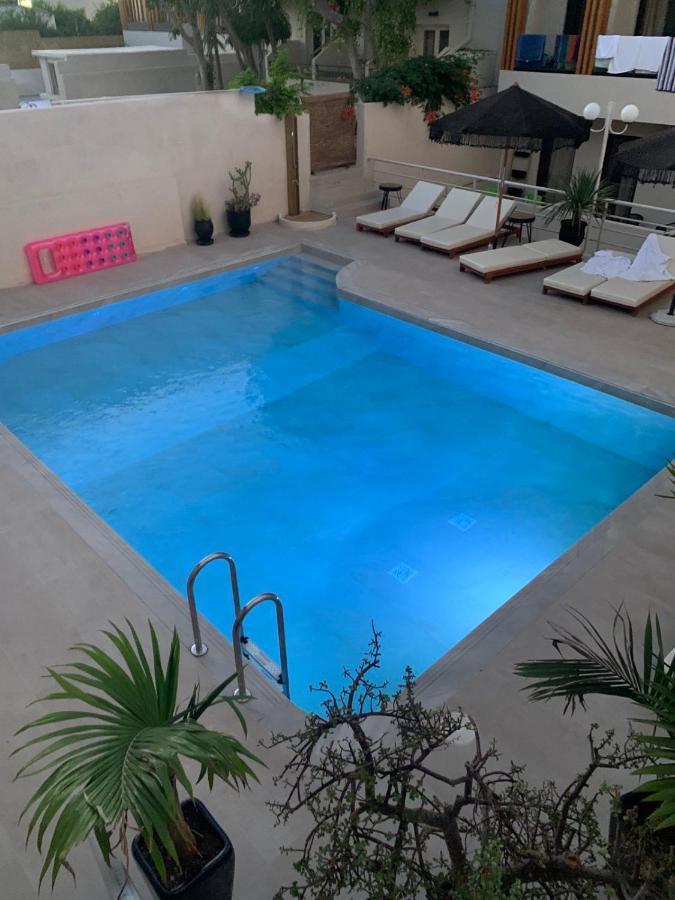 Khroma Luxury Suite 2 Beach Front Apartment Херсониссос Экстерьер фото